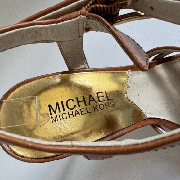 MICHAEL Michael Kors brown leather platform heels. Size 7 - Picture 5 of 16